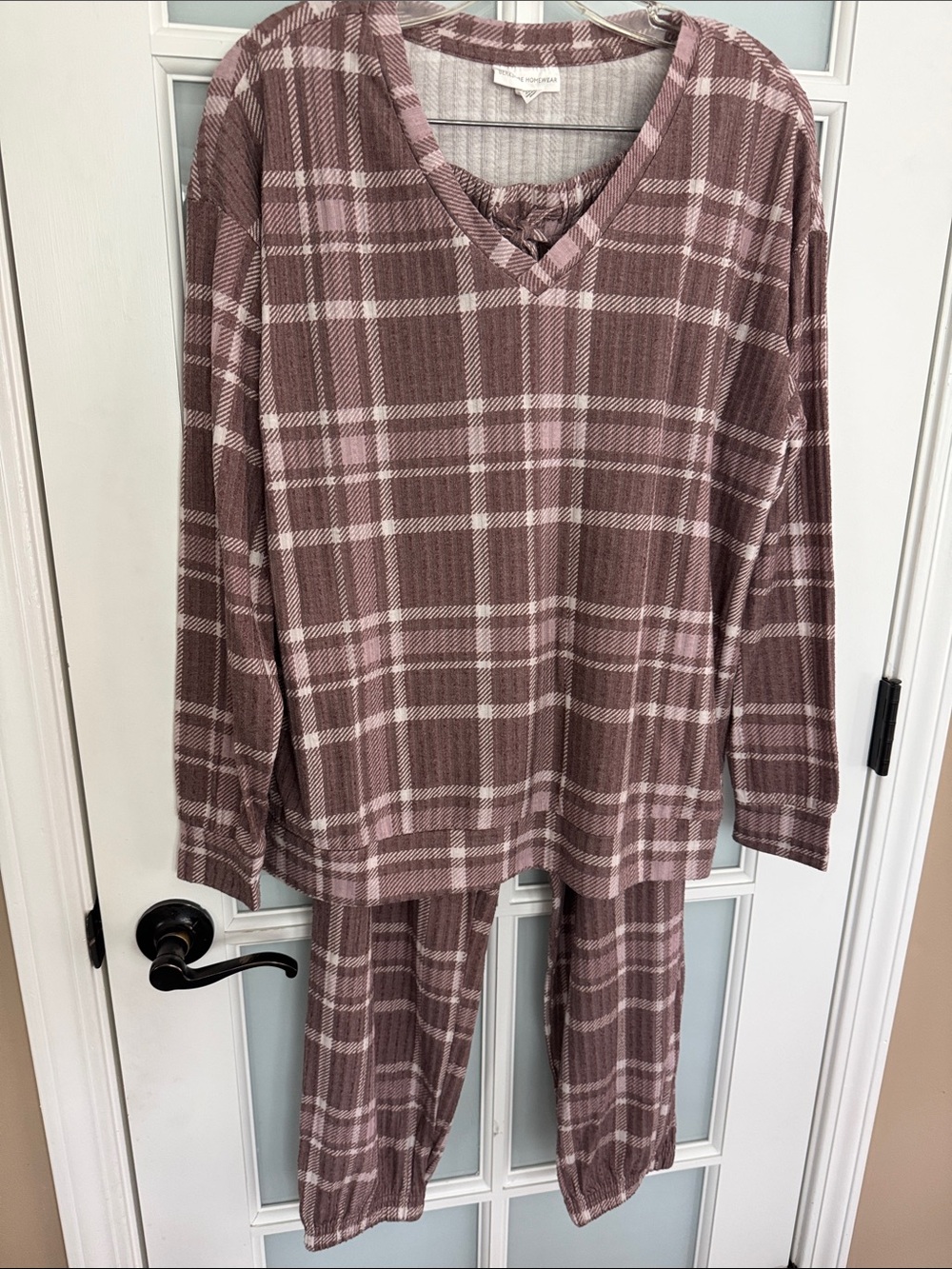 Plaid V-Neck Two-Piece Pajama Set in Dusty Mauve - Women’s Sleepwear